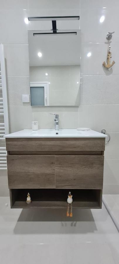 אתונה Cozy Apartment With Garden Near Town Center, Fully Renovated. מראה חיצוני תמונה