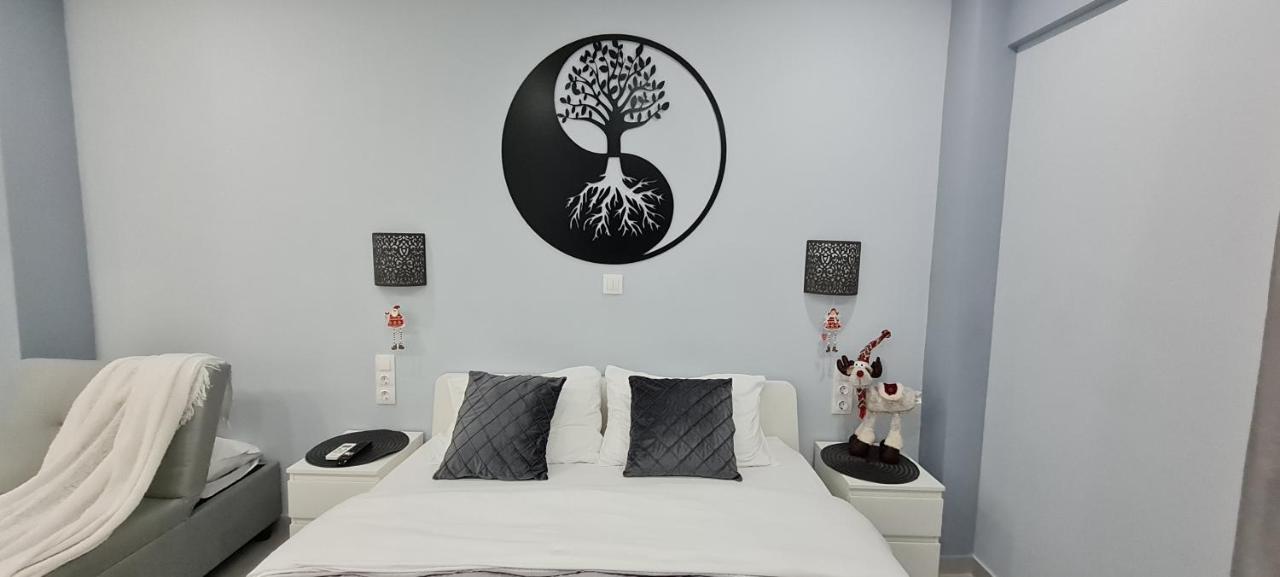 אתונה Cozy Apartment With Garden Near Town Center, Fully Renovated. מראה חיצוני תמונה